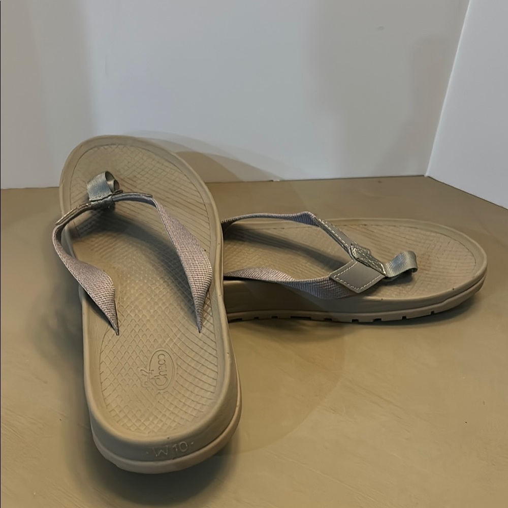 Chaco Women's Beige Flip-Flop Sandals